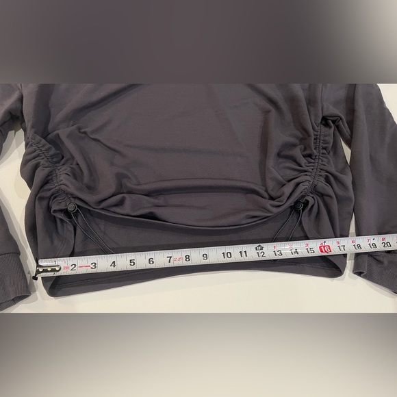 Sincerely Jules Drawstring Ruched Sides Crewneck Grey Large Sweater - Picture 6 of 12